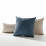 Almofada Decorativa Azul com Costura Geométrica